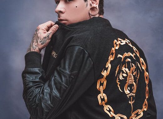 Machine Gun Kelly’s Hairstyle Evolution: A Look Back at His 2016 Look