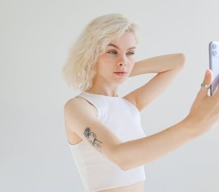 Elevate Your Style: Mastering Hairstyles Using Hair Pins